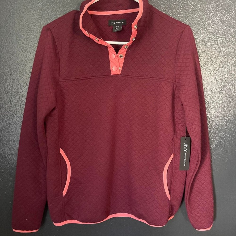 Pullover sweater